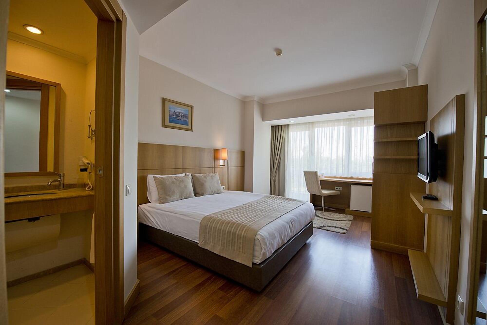 Nashira City Resort Hotel Antalya Zewnętrze zdjęcie